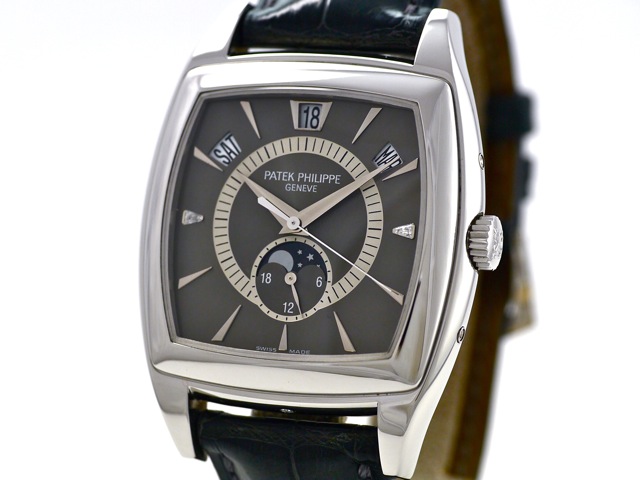 Patek Philippe Gondolo Calendario Ref. 5135 950 Platinum