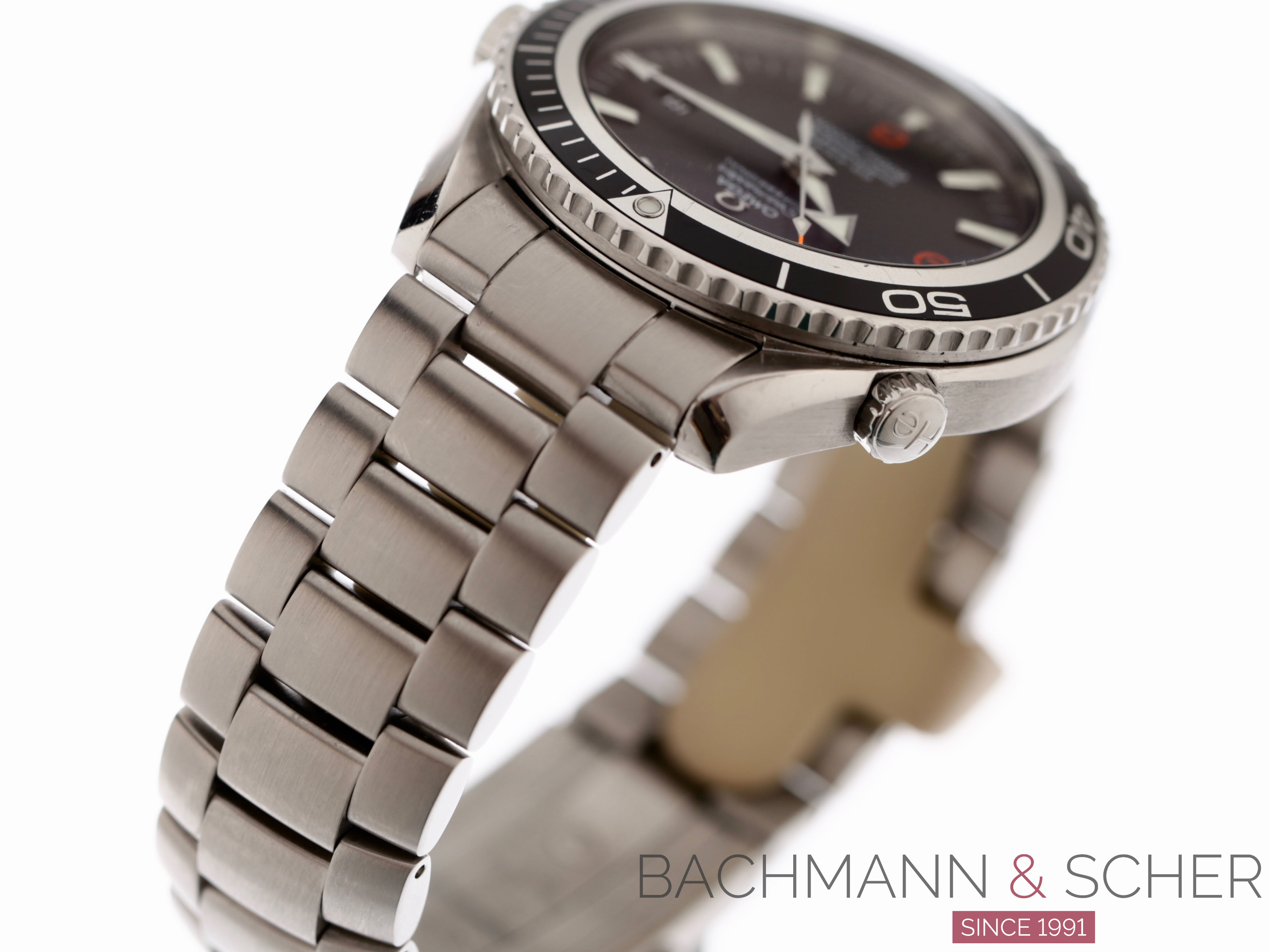 Omega 22085000 discount
