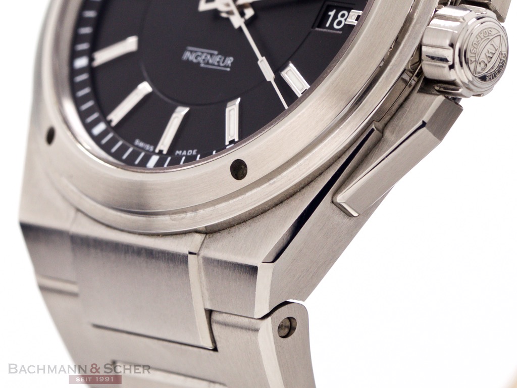 IWC Ingenieur Automatic Ref IW323902 Stainless Steel Box Papers Bj 2013