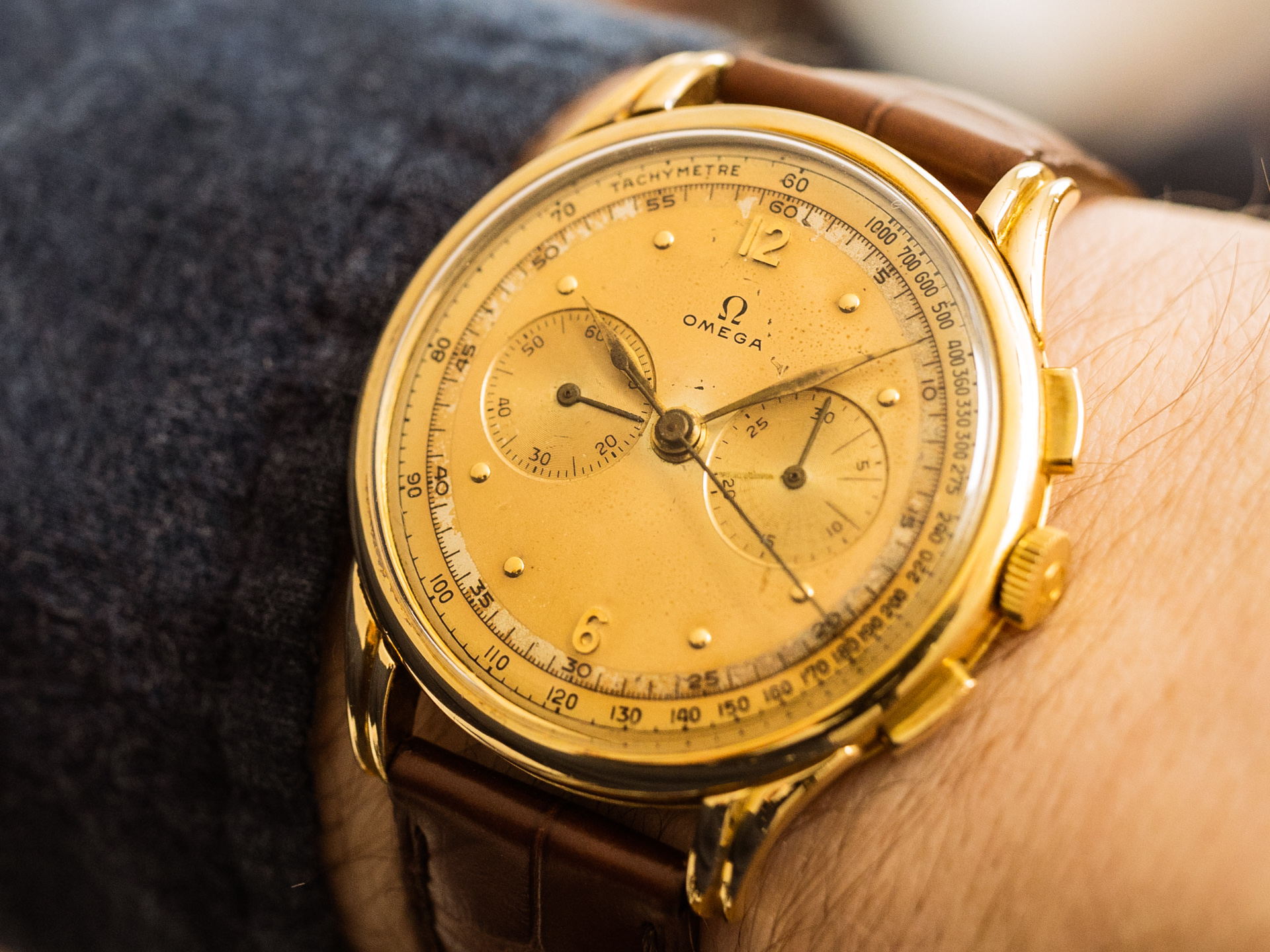 Omega sales vintage gold