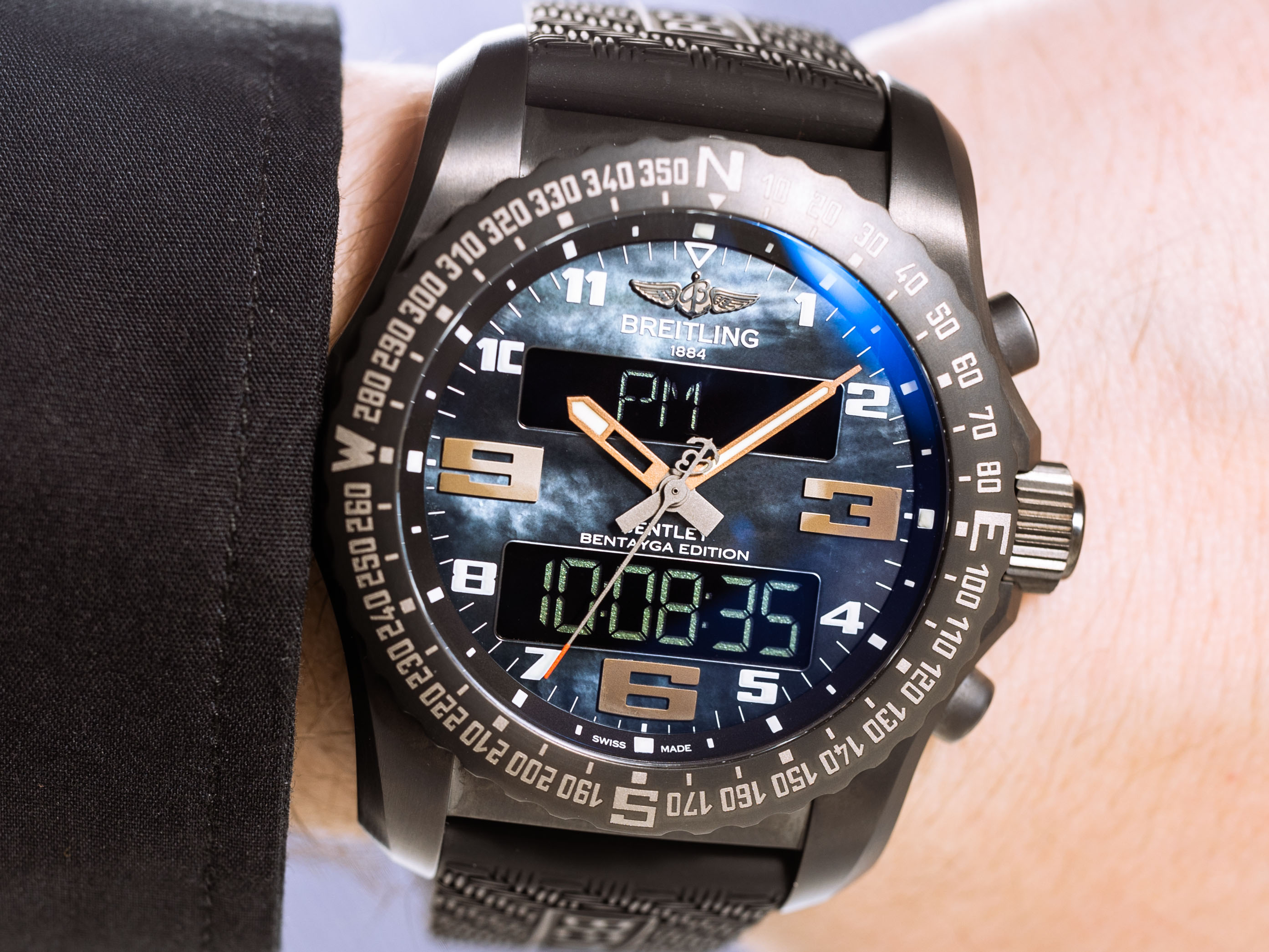 BREITLING for BENTLEY BENTAYGA COCKPIT B50 Ref VB50109U BE29