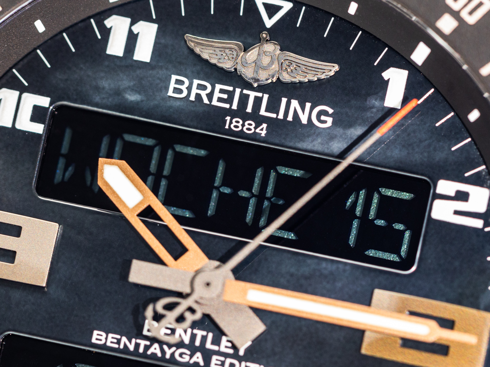 BREITLING for BENTLEY BENTAYGA COCKPIT B50 Ref VB50109U BE29