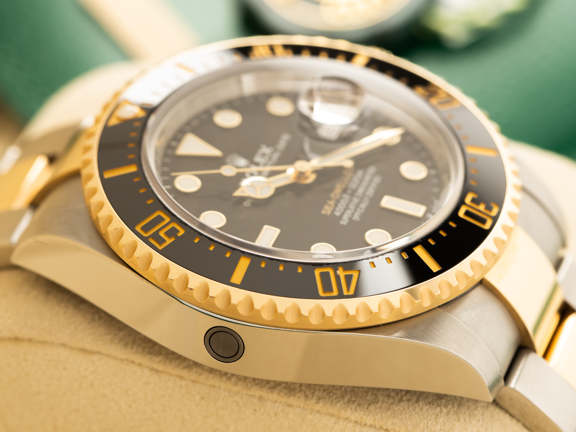 Rolex SeaDweller Ref 126603 Stainless Steel Box Papers Bj 2019