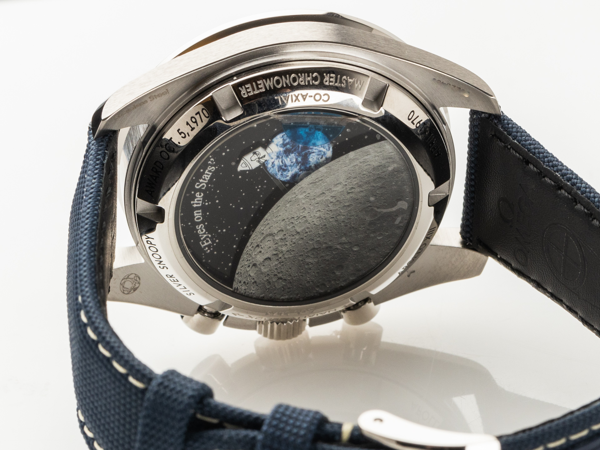 OMEGA SPEEDMASTER APOLLO XIII SNOOPY Award 50th Anniversary Ref