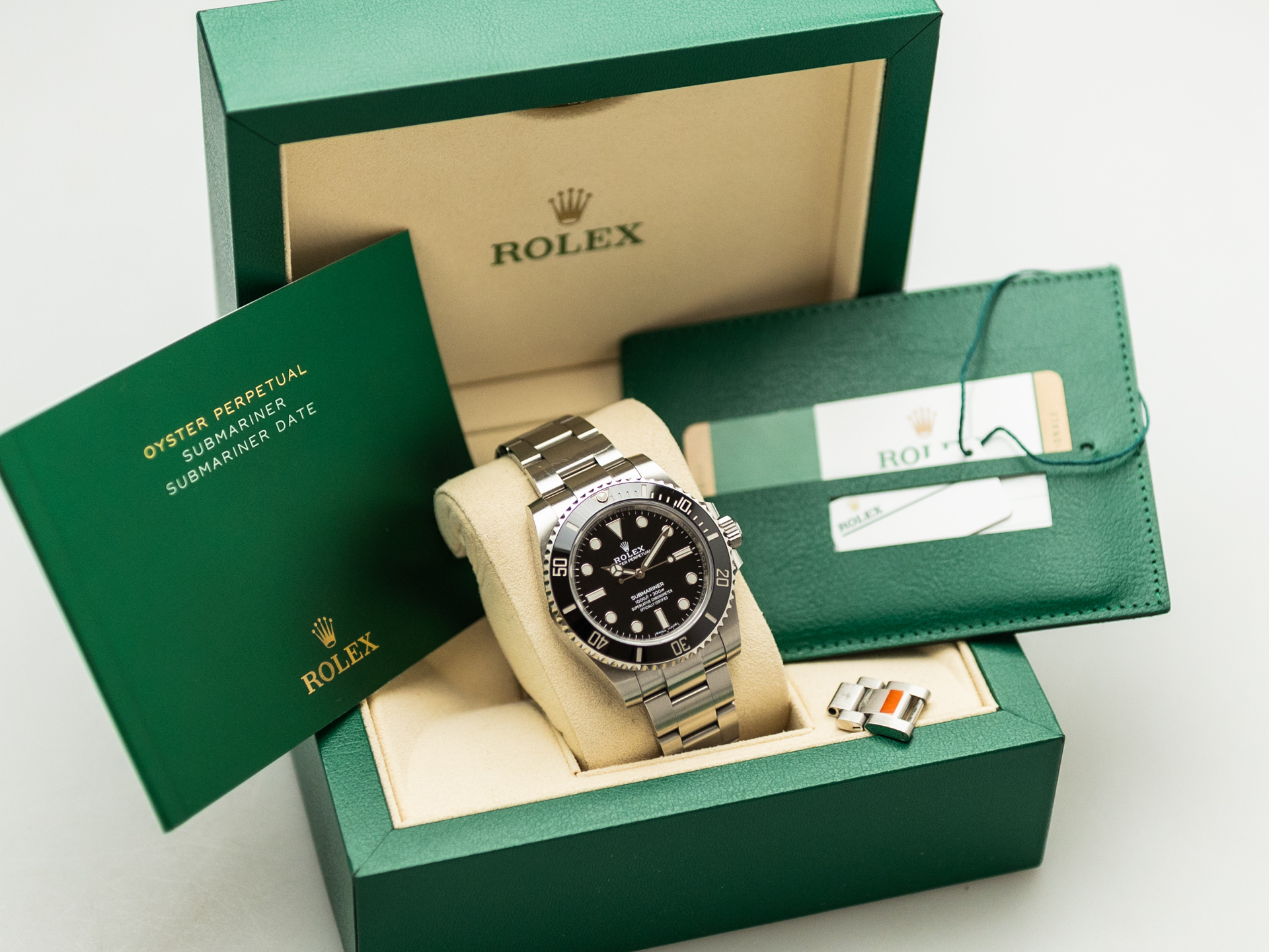 ROLEX SUBMARINER Ref 114060 Steel Box Papers Bj 2018 WEMPE Germany
