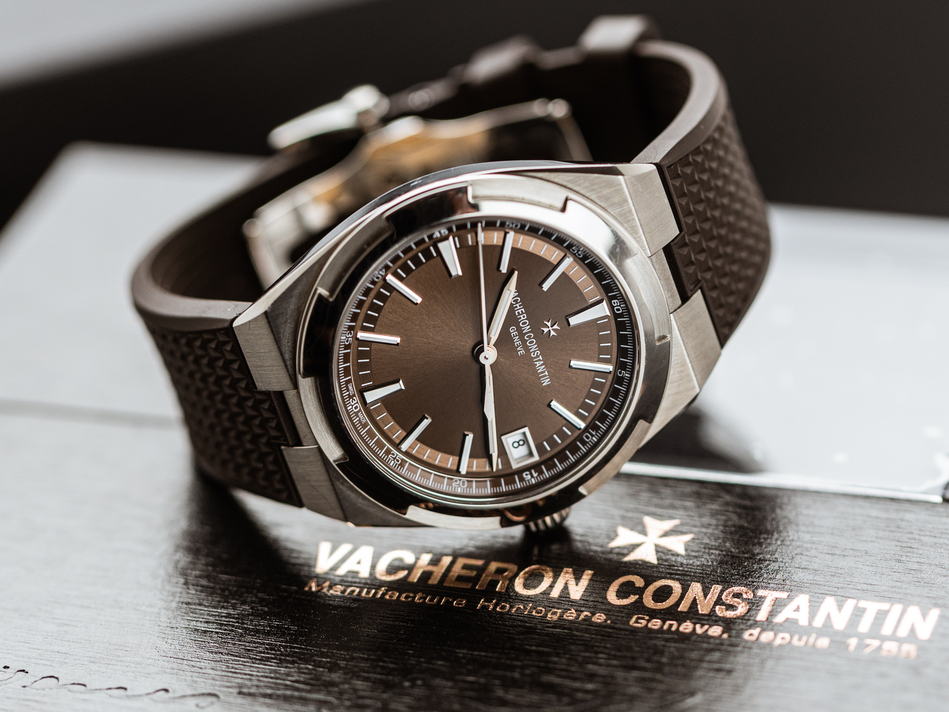 Vacheron Constantin Overseas Stainless Steel Index Dial