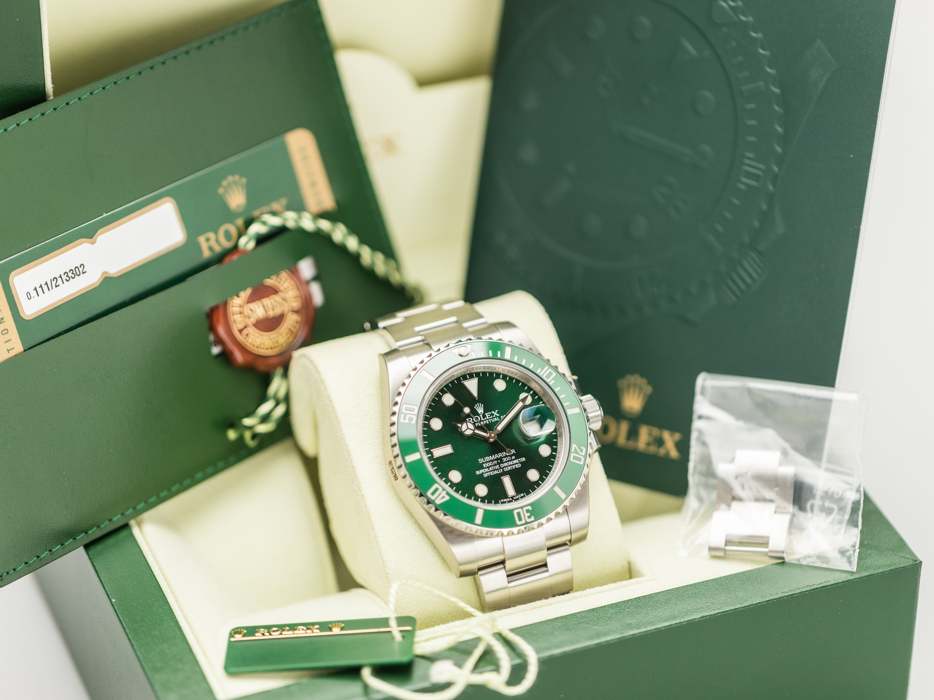 ROLEX SUBMARINER HULK MARK 1 Ref 116610LV Steel Ceramic Box Papers