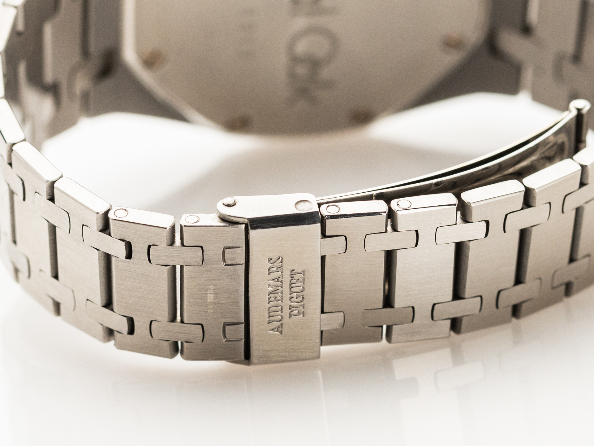 Audemars piguet royal oak 5402 a series clearance