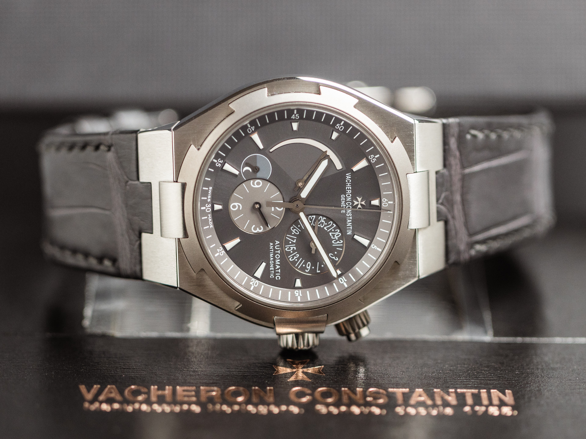 Vacheron constantin overseas dual time 47450 clearance