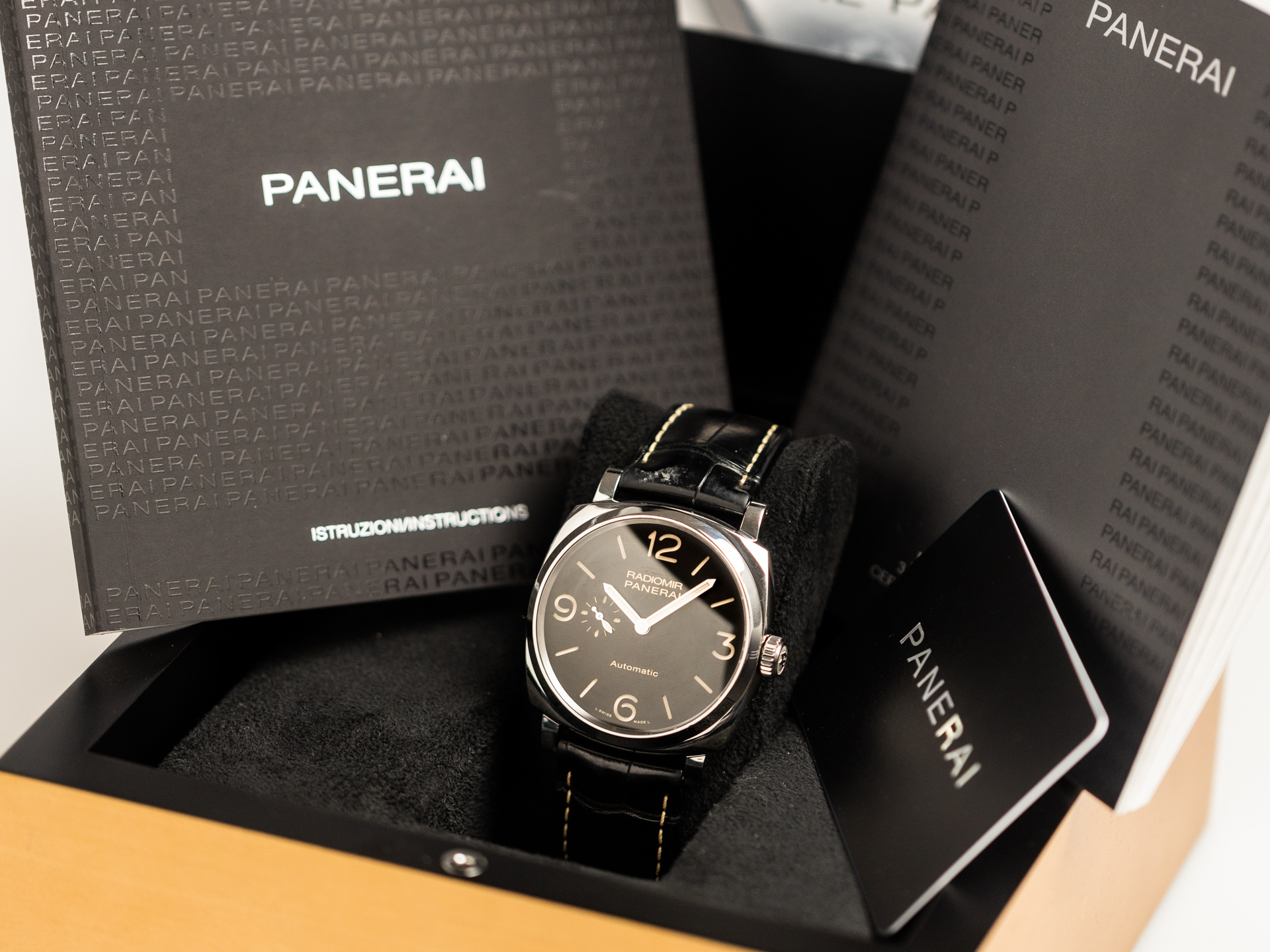 PANERAI RADIOMIR 1940 3 Days Automatic Ref PAM00572 Steel Box