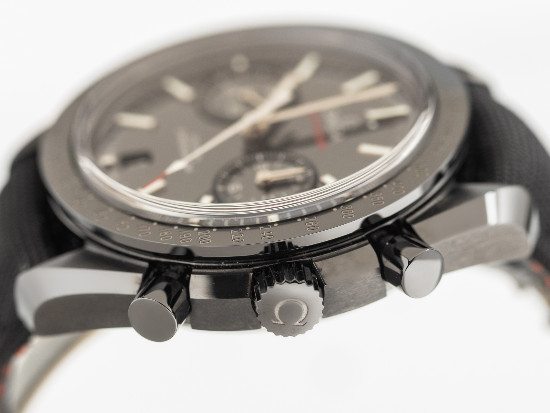 OMEGA SPEEDMASTER DARK SIDE OF THE MOON Ref 31192445101007 Ceramic