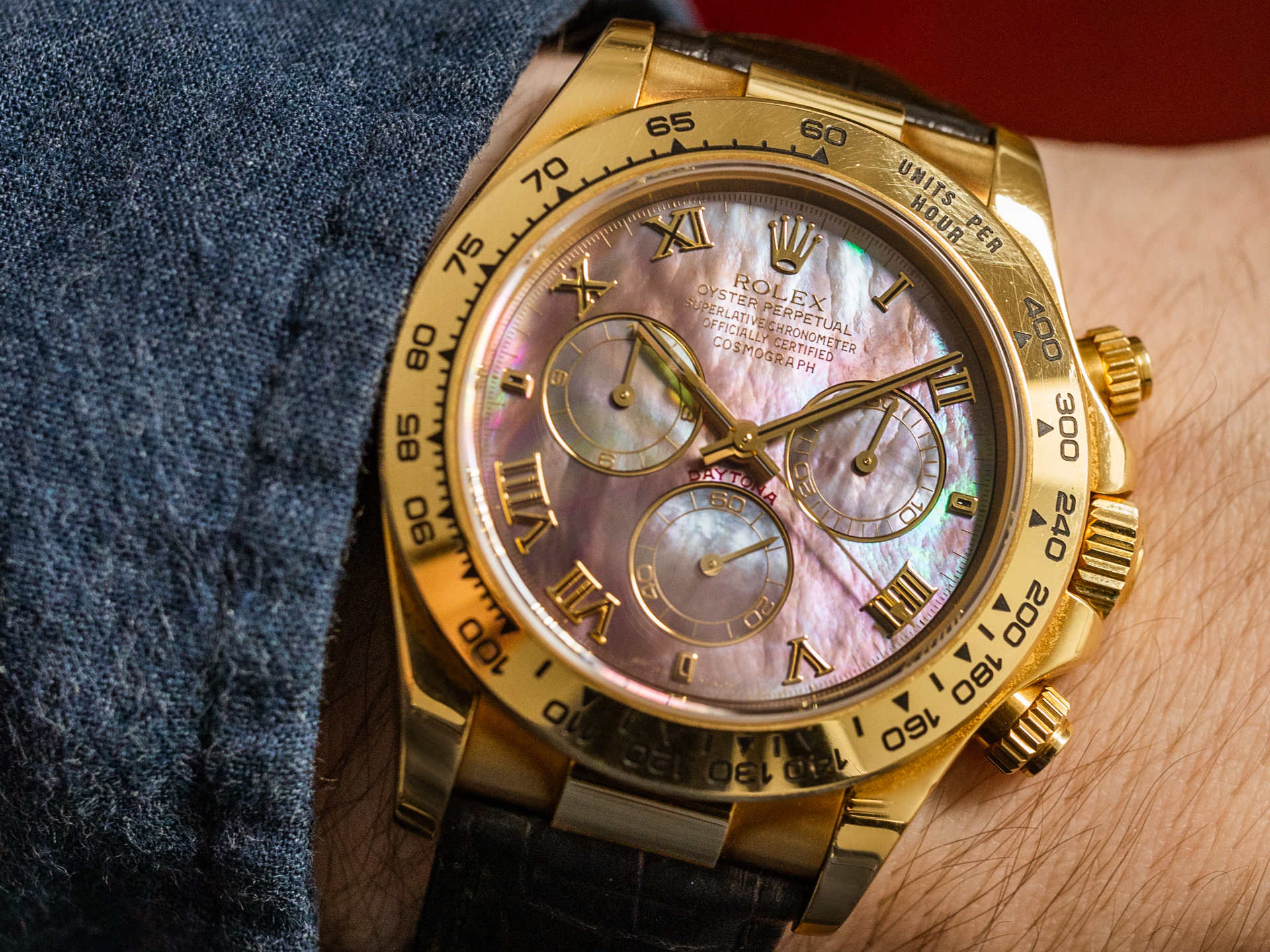ROLEX DAYTONA COSMOGRAPH Ref-116518 18k Yellow Gold Dark Mother Of ROLEX DAYTONA COSMOGRAPH Ref-116518 18k Yellow Gold Dark Mother Of