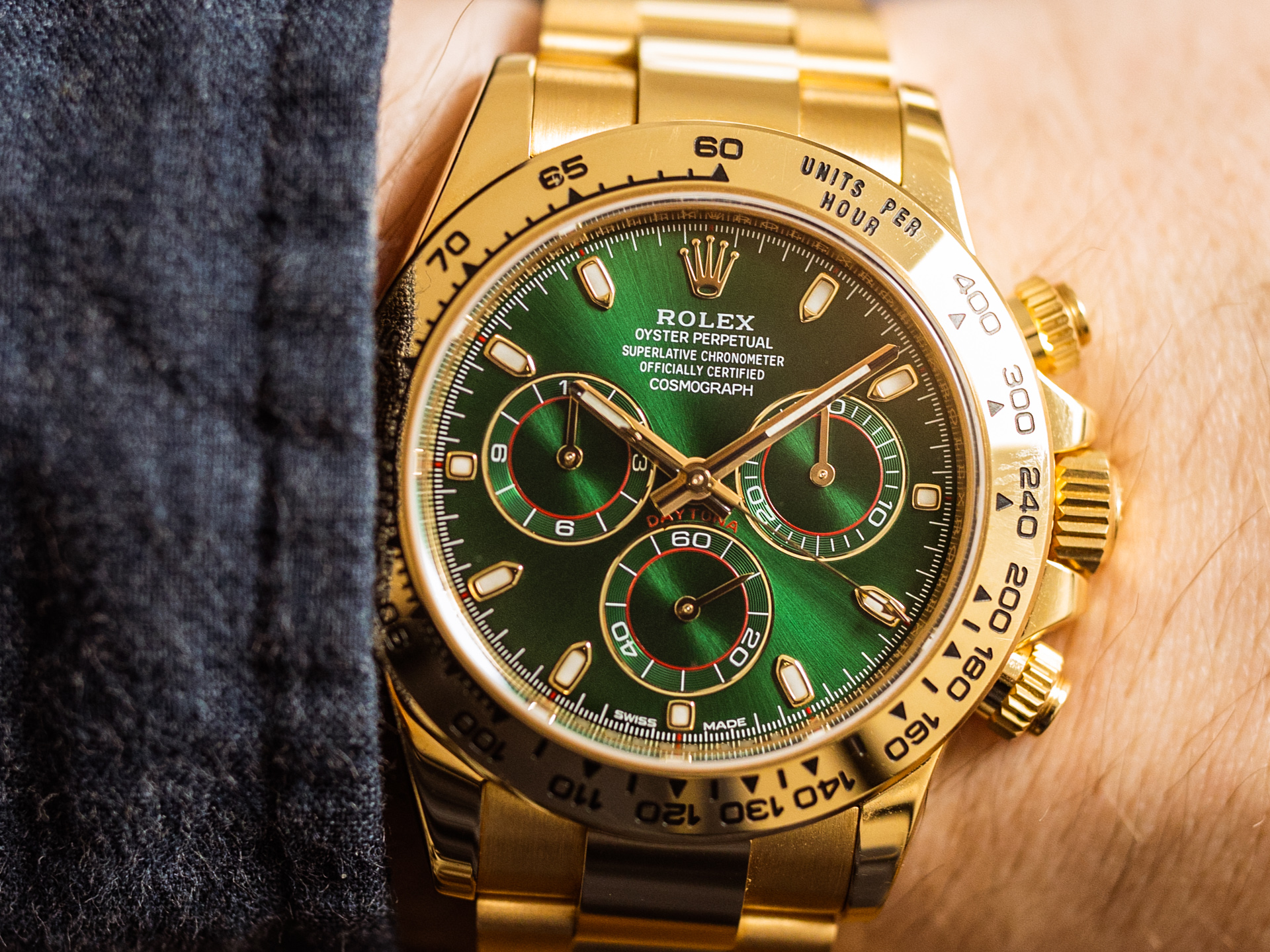 ROLEX DAYTONA COSMOGRAPH Ref-116508 GREEN DIAL 18k Yellow Gold JOHN MAYER  Box Papers Bj-2016 EU Like New