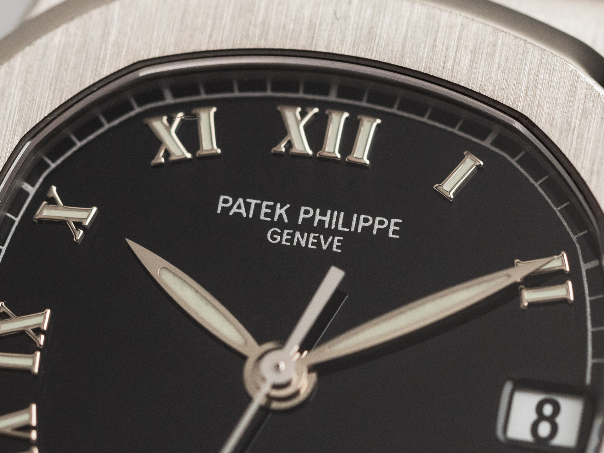 Patek nautilus deals pris