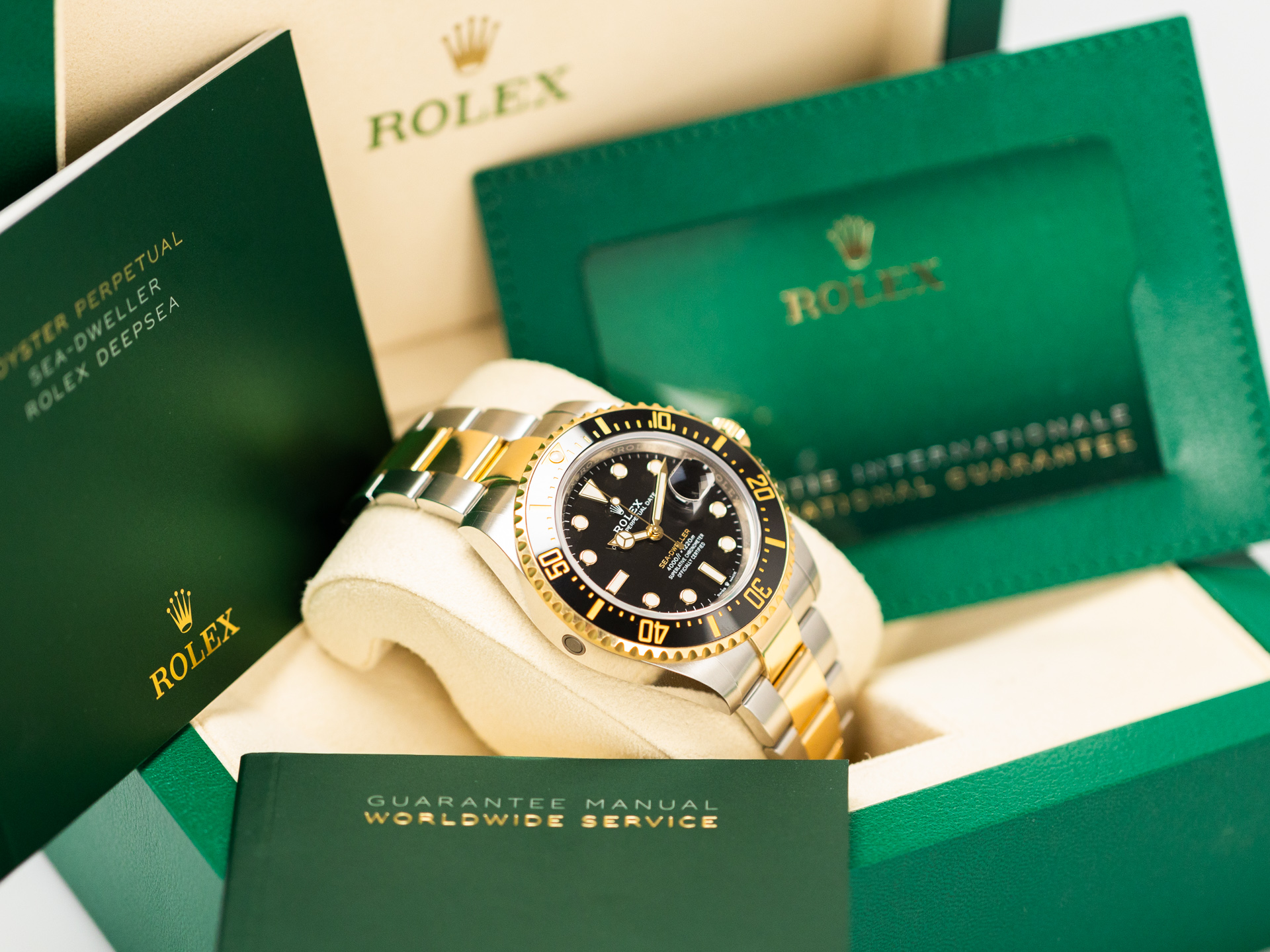 Rolex hotsell deepsea gold