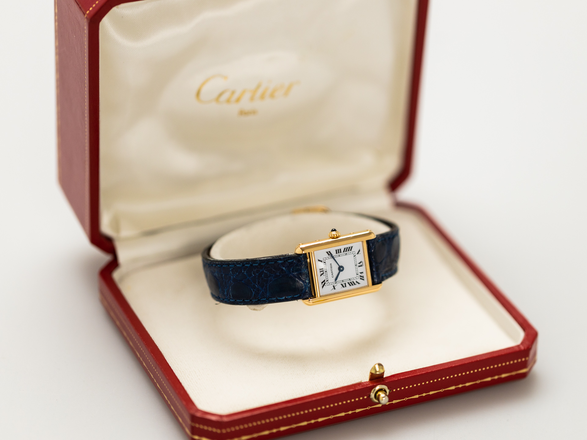 womens cartier tank louis 18k