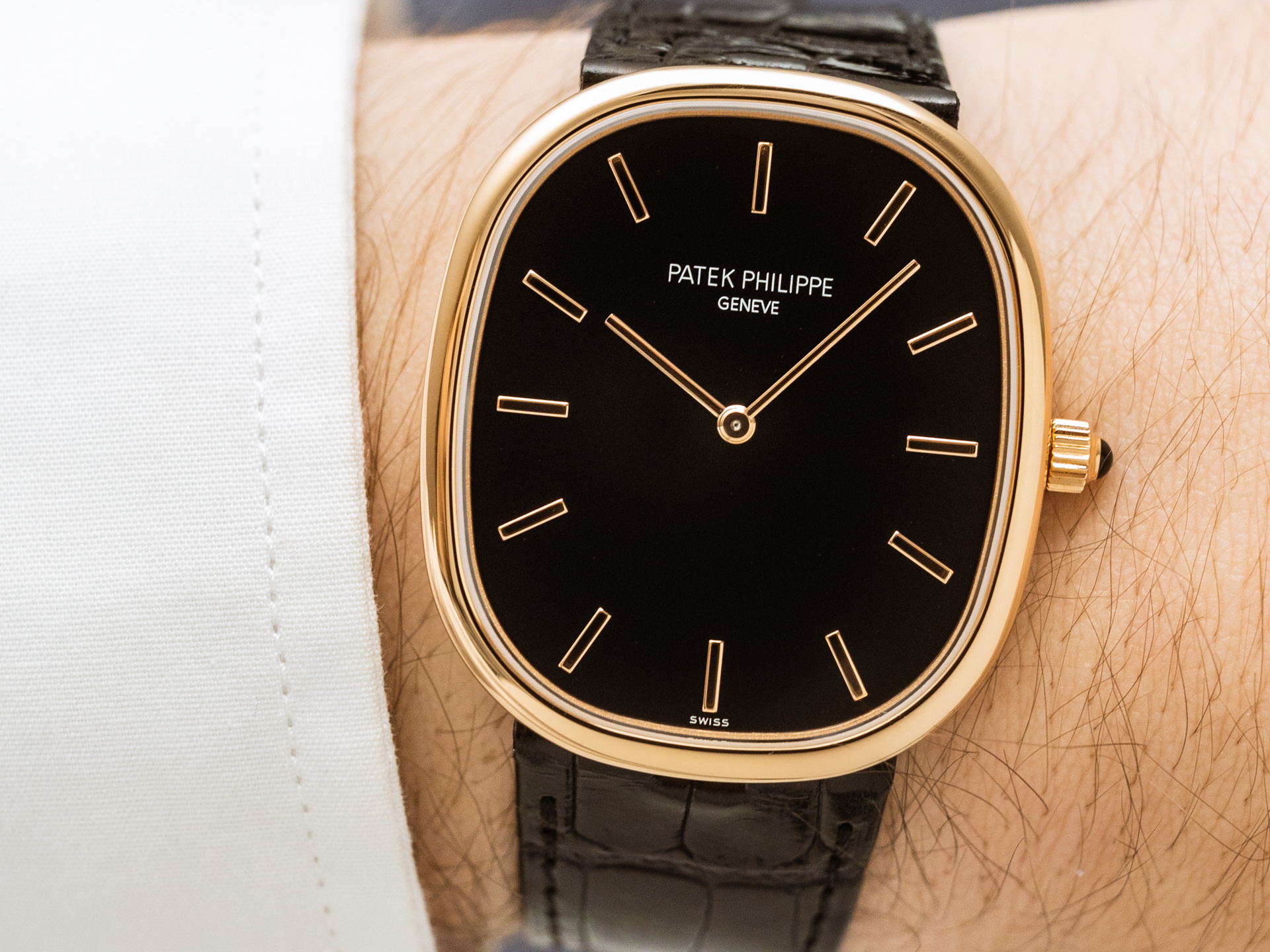 Patek philippe 5738r on sale