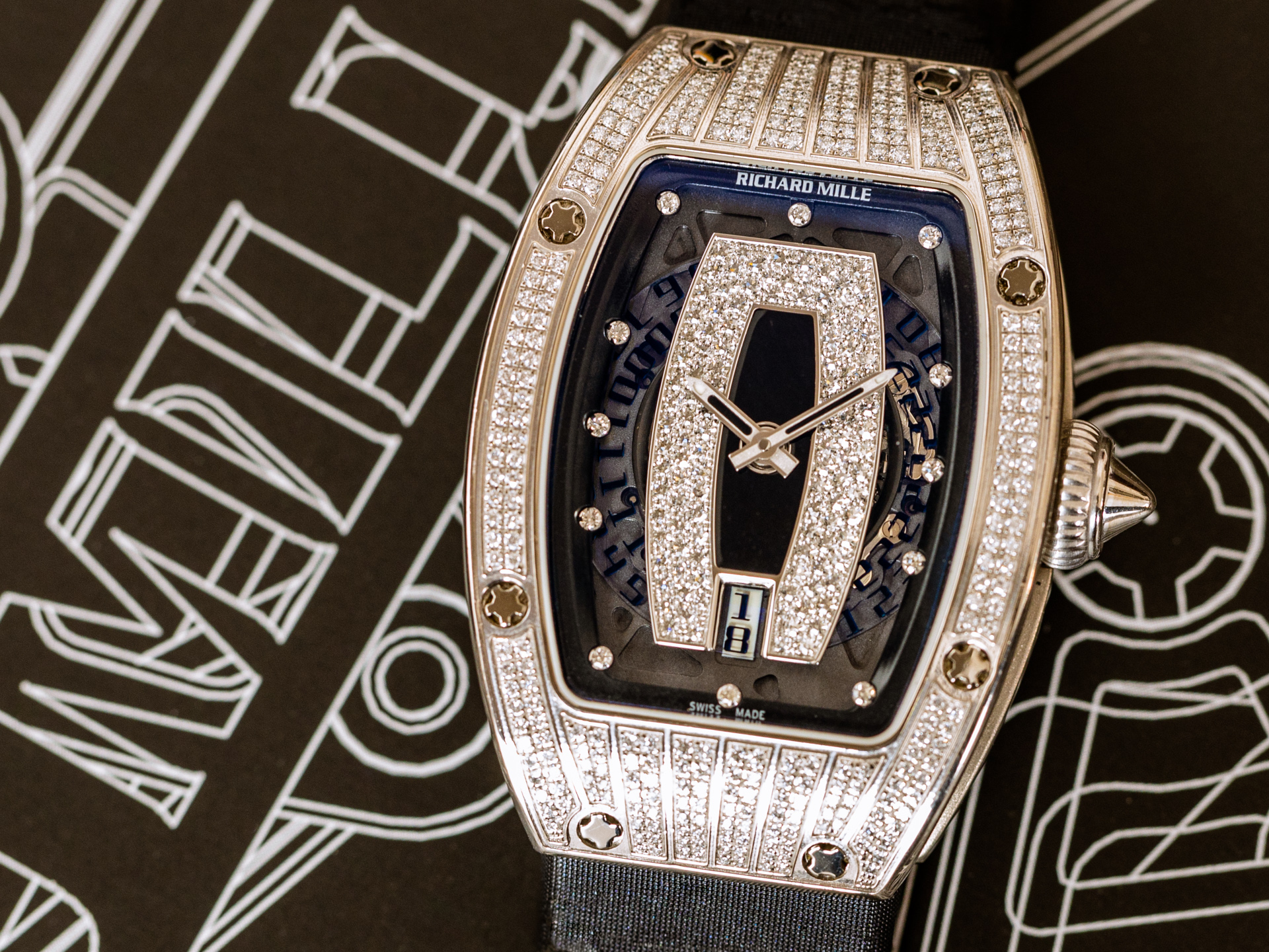 Rm 007 diamond sales