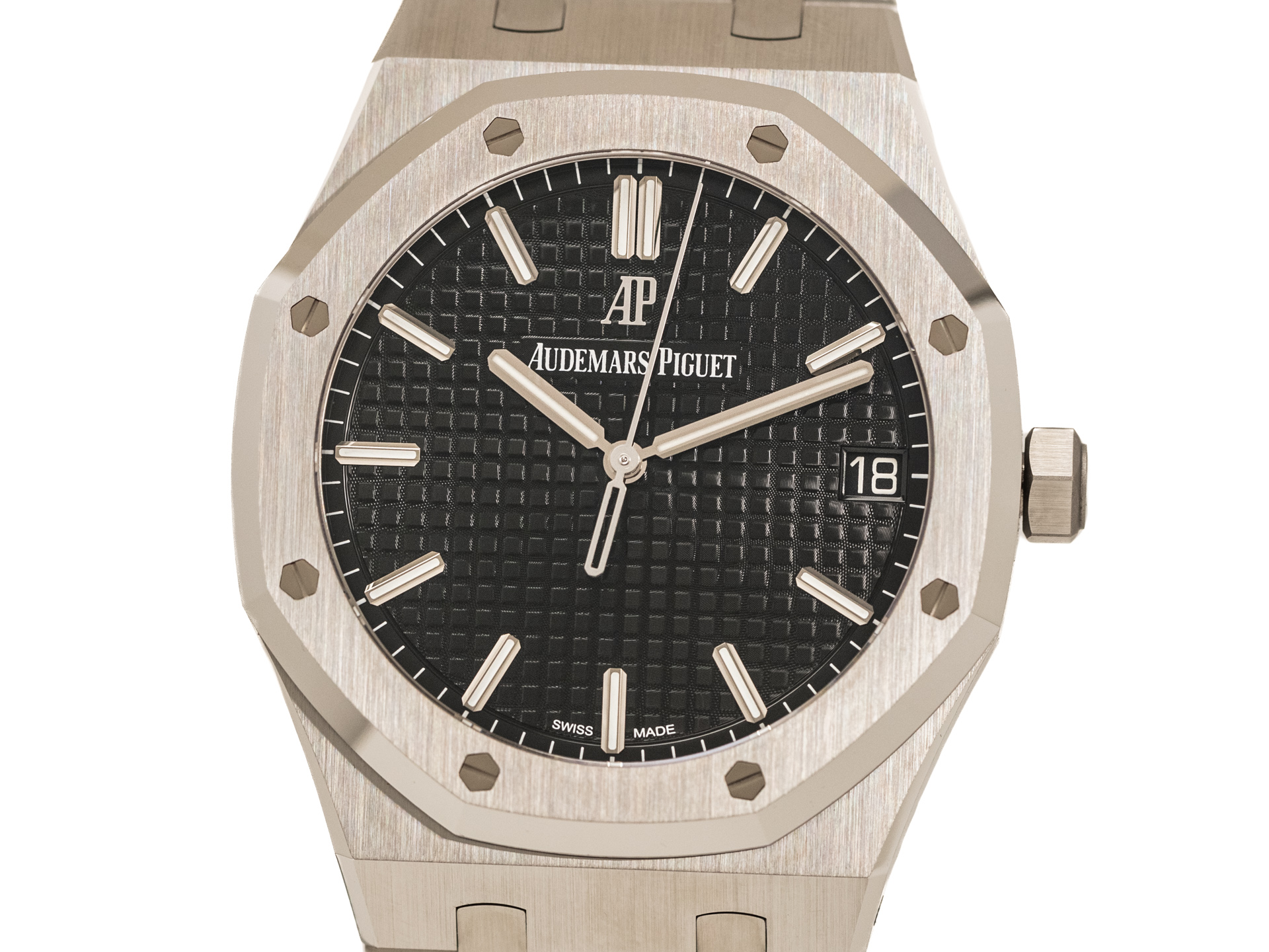 AUDEMARS PIGUET ROYAL OAK Ref 15500 Stainless Steel Black Dial Box Papers Bj 2022 Unworn