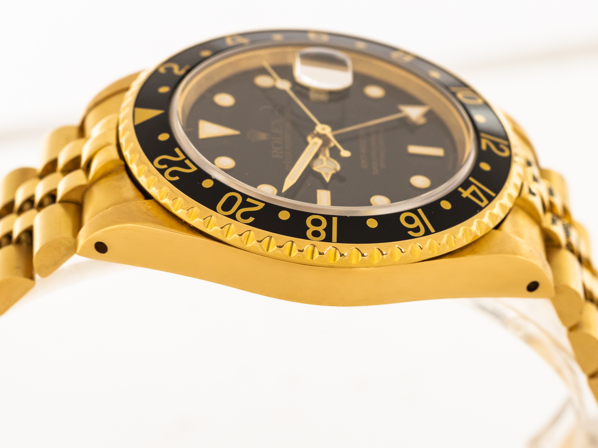 Rolex GMT-Master II 18k Yellow Gold Black D/B Jubilee Mens 40mm Watch B/B 16718 - Jewels in Time