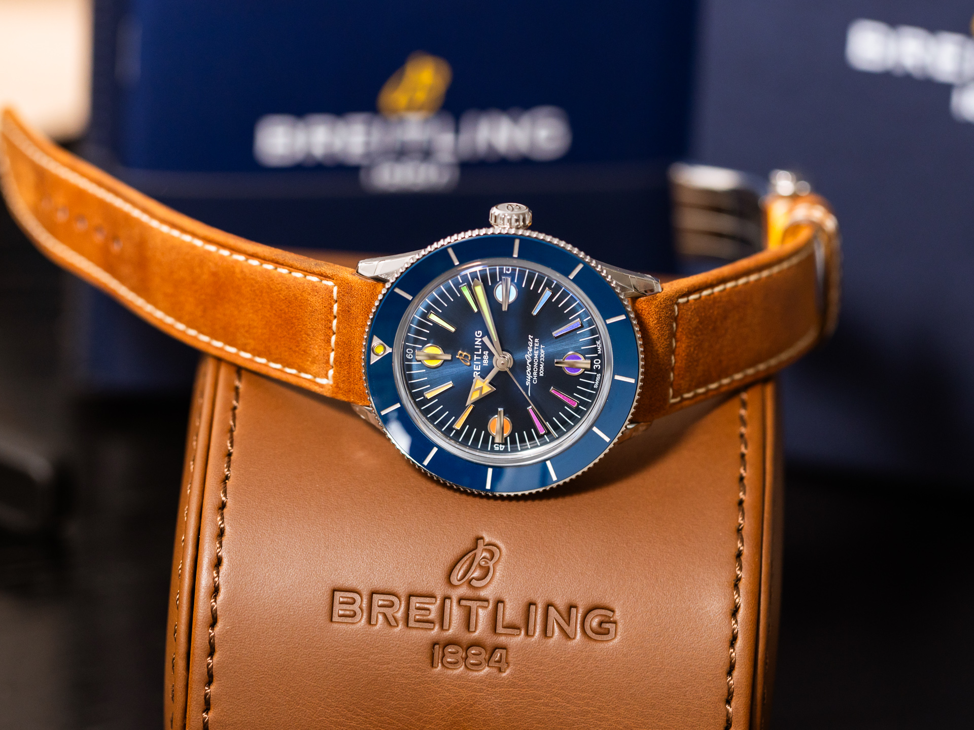 BREITLING SuperOcean RAINBOW 57 HERITAGE Ref A13701A1B1B1A1 Steel Blue Bezel Multi Color Dial Limited Edition Box Papers Bj 2020 Unworn