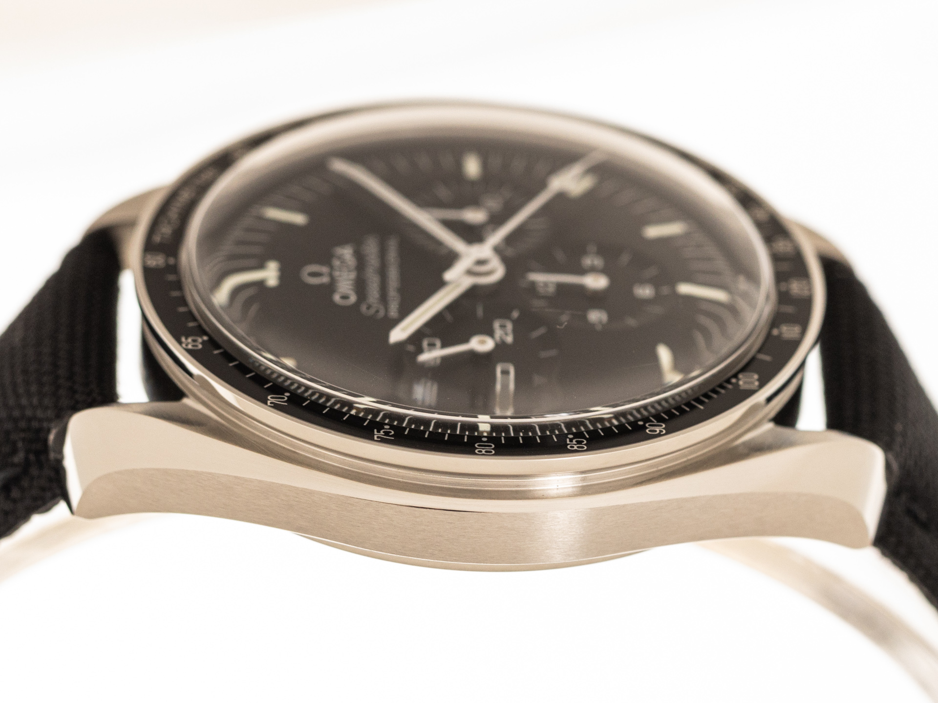 OMEGA SPEEDMASTER PROFESSIONAL Ref 31032425001001 Stainless Steel 