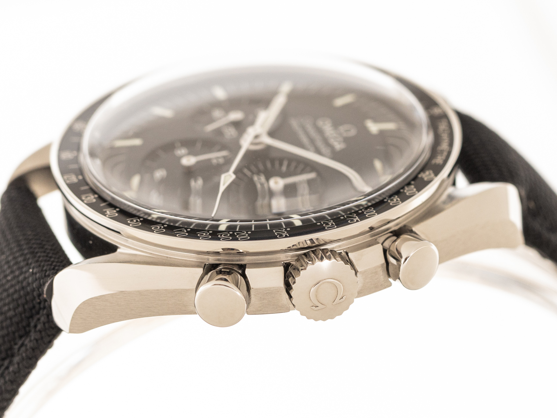 OMEGA SPEEDMASTER PROFESSIONAL Ref 31032425001001 Stainless Steel 