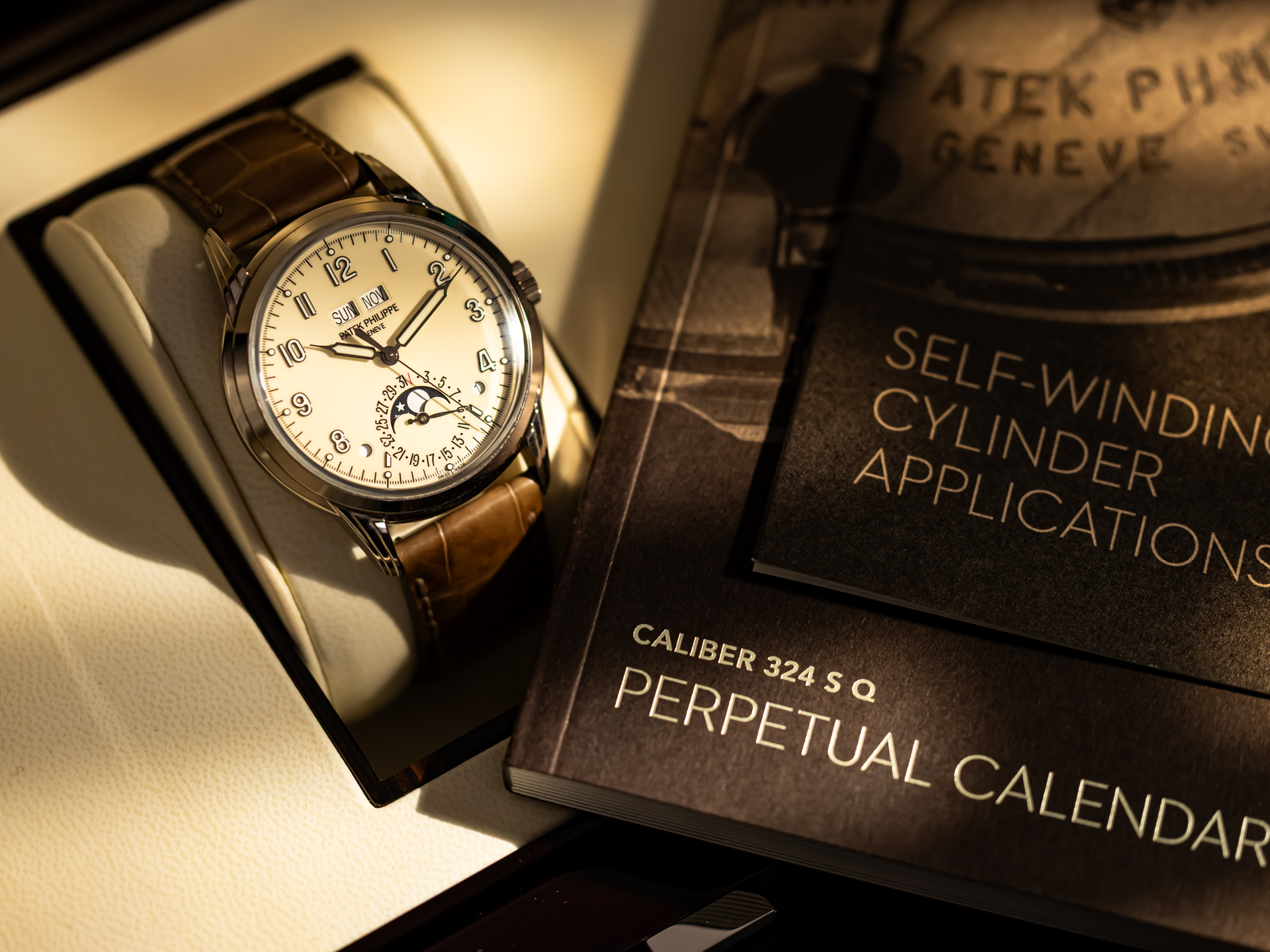 PATEK PHILIPPE PERPETUAL CALENDAR Ref 5320G-001 18k White Gold Grand ...