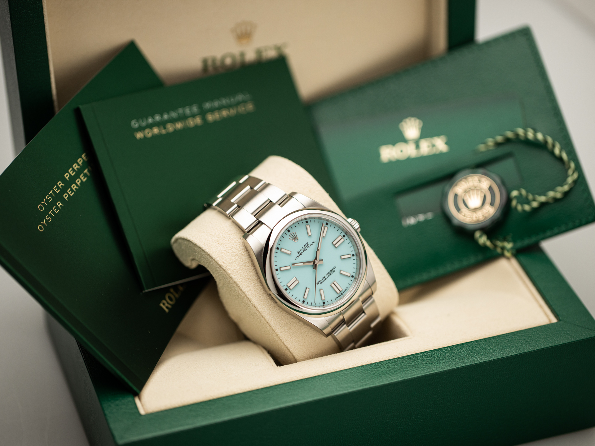 Rolex oyster perpetual online 41mm tiffany blue