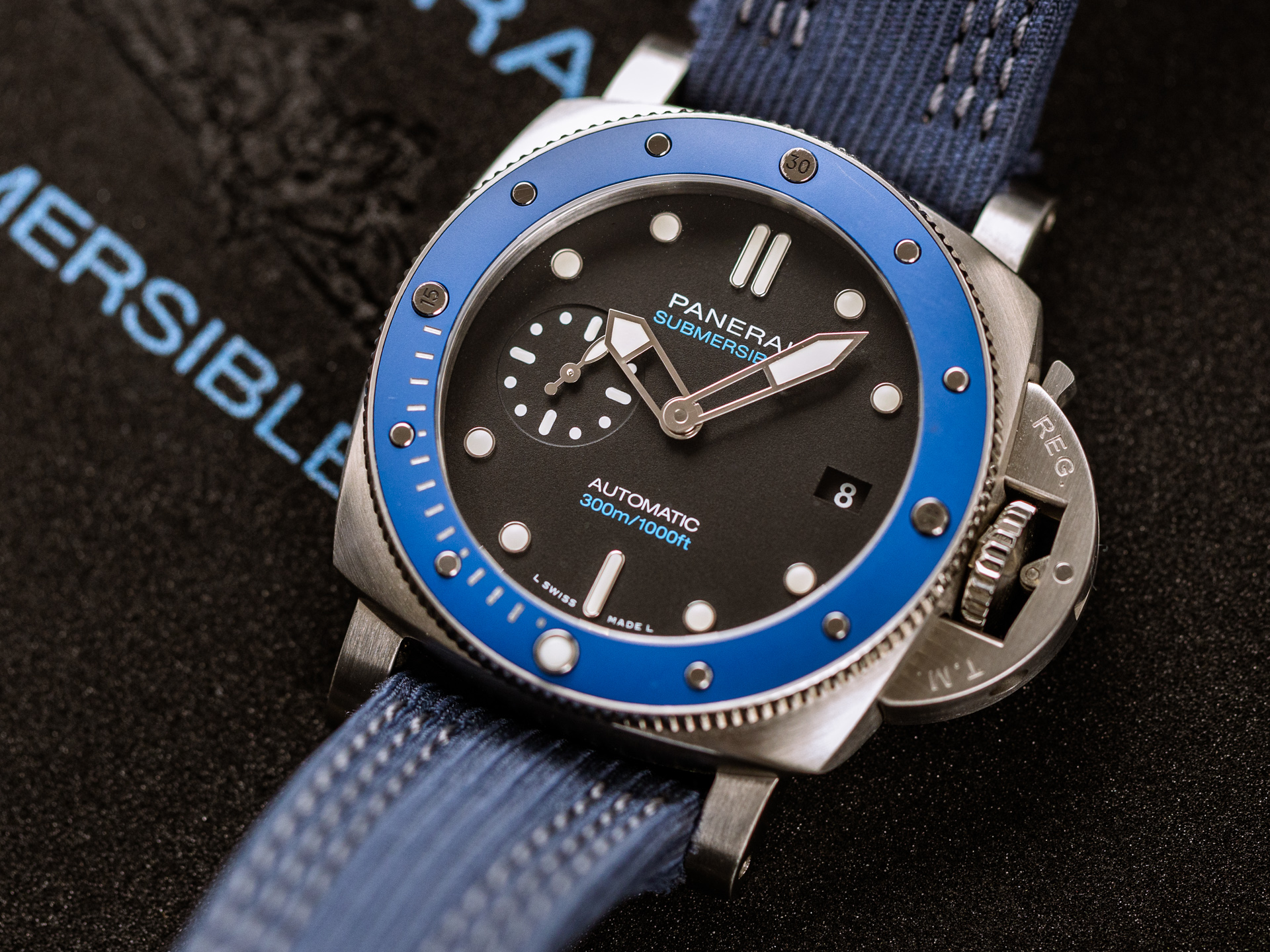 PANERAI SUBMERSIBLE AZZURO PAM01209 Steel Limited to 300 Pieces
