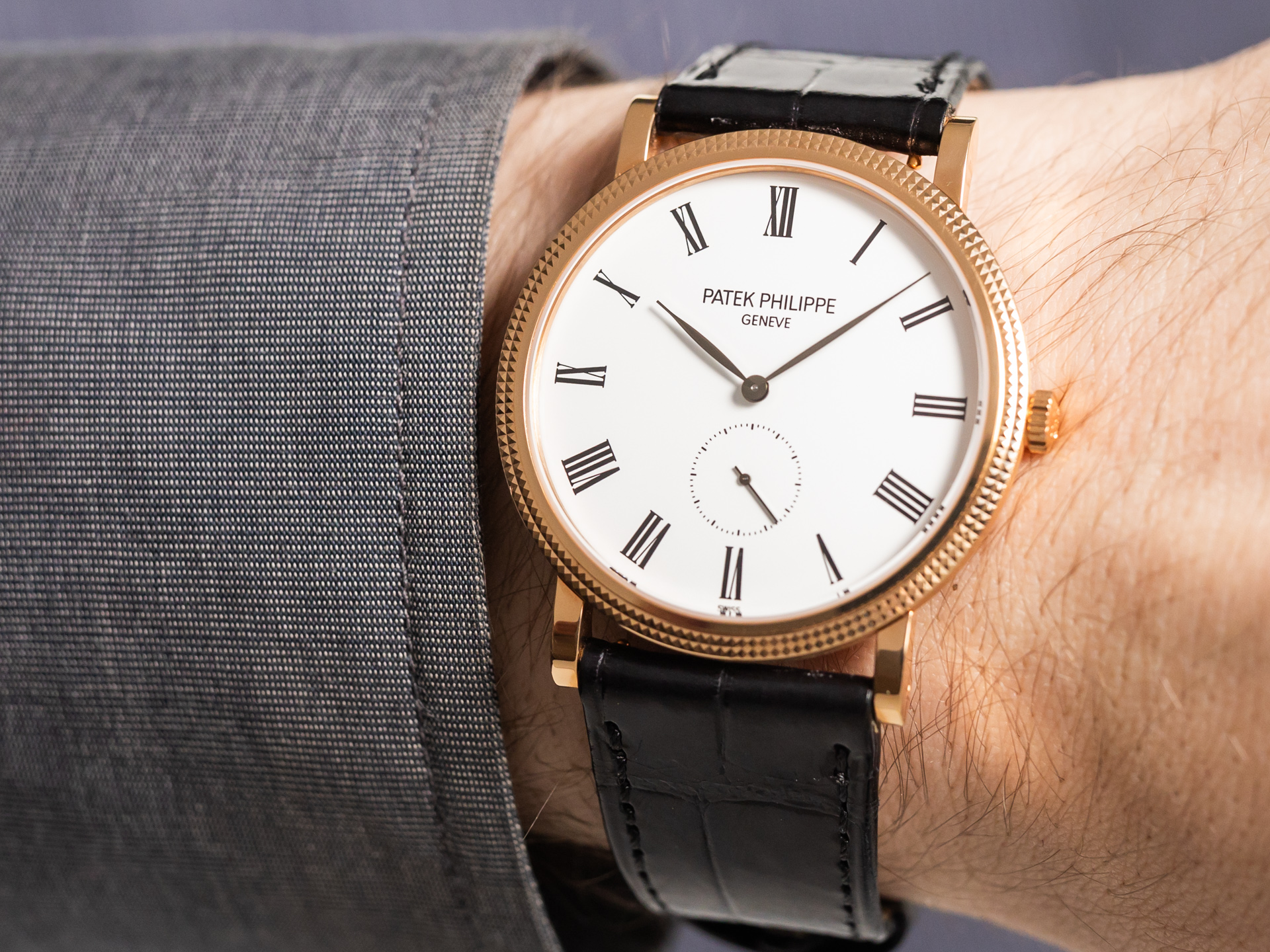 PATEK PHILIPPE CALATRAVA Ref 5119R 001 18k Rose Gold Roman Numerals Box Papers Bj 2020 Excellent